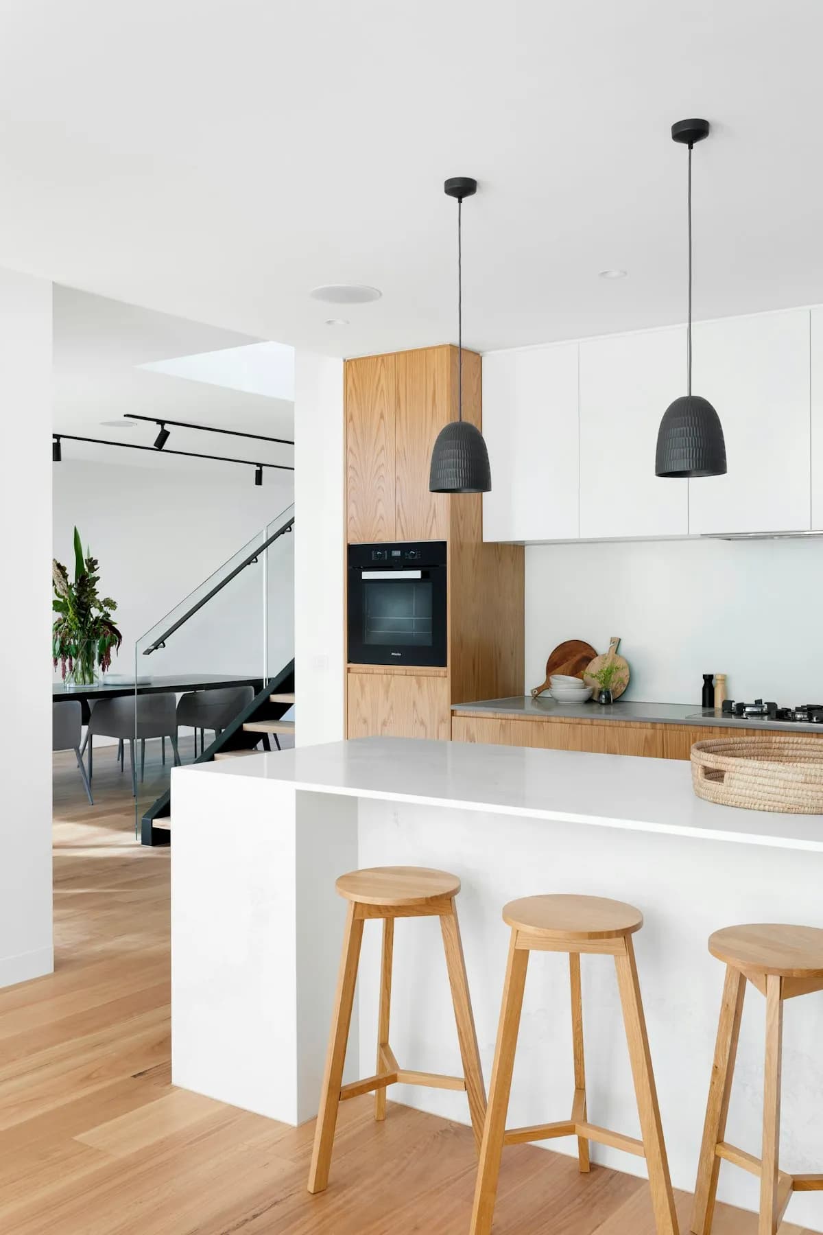 The Rise of Minimalist Concrete in Auckland Homes