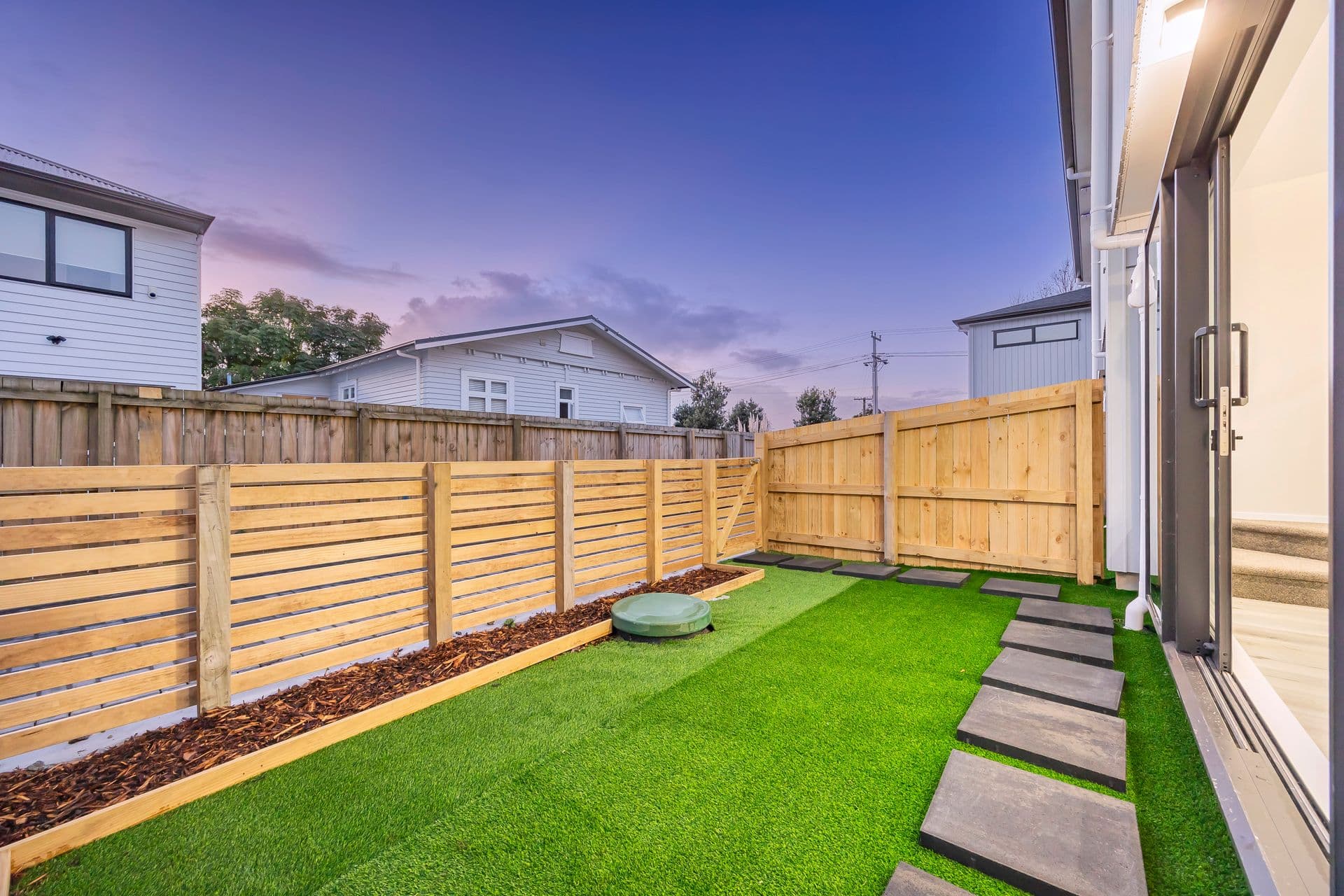 6 Vine Street, Mangere East 6