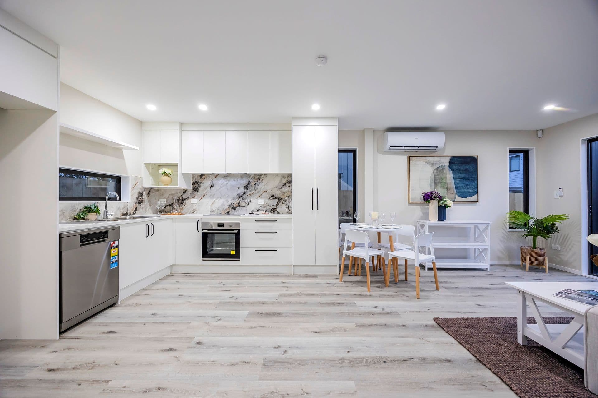 6 Vine Street, Mangere East 8