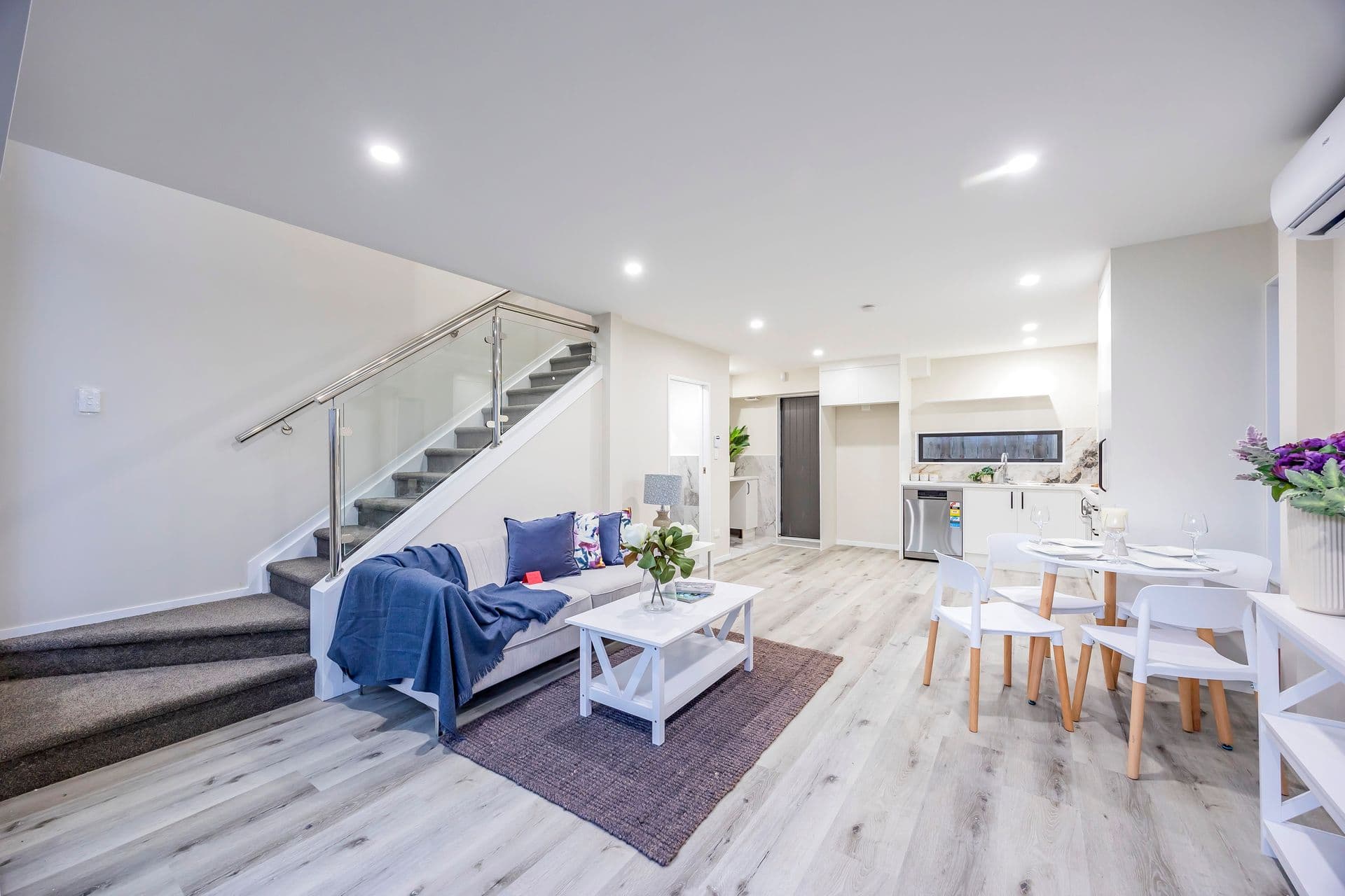 6 Vine Street, Mangere East 13
