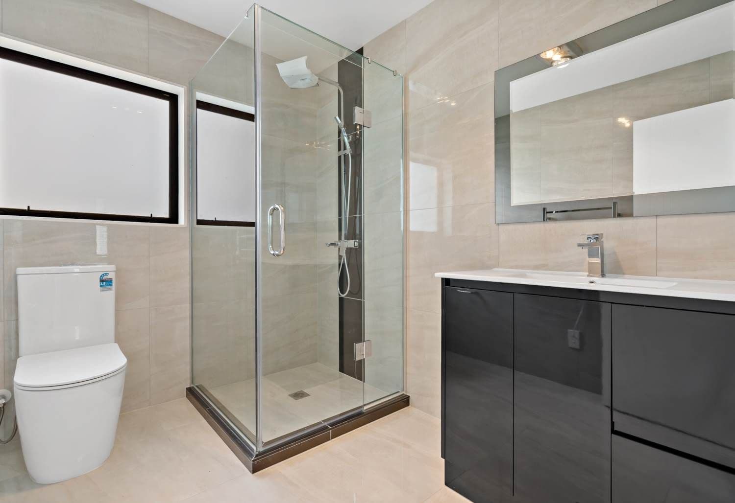 44 & 46 Hillcrest Road, Papatoetoe 6