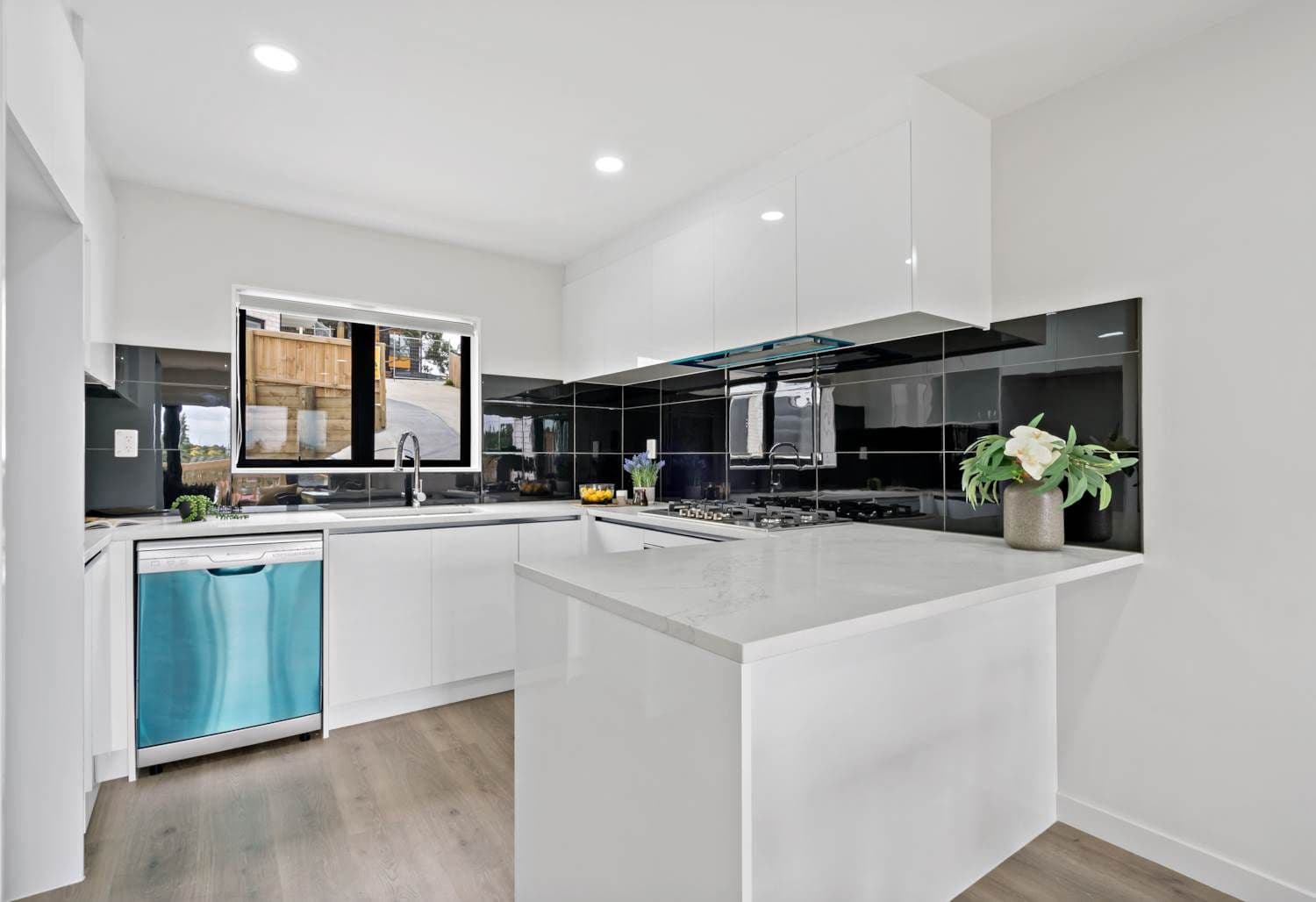 44 & 46 Hillcrest Road, Papatoetoe 11