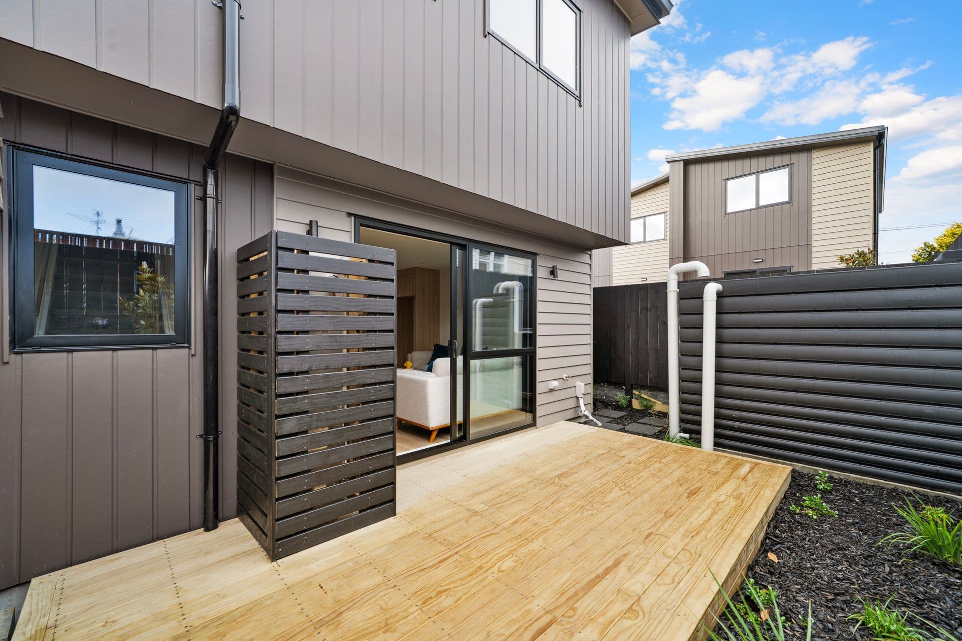 16 Geneva Place 6