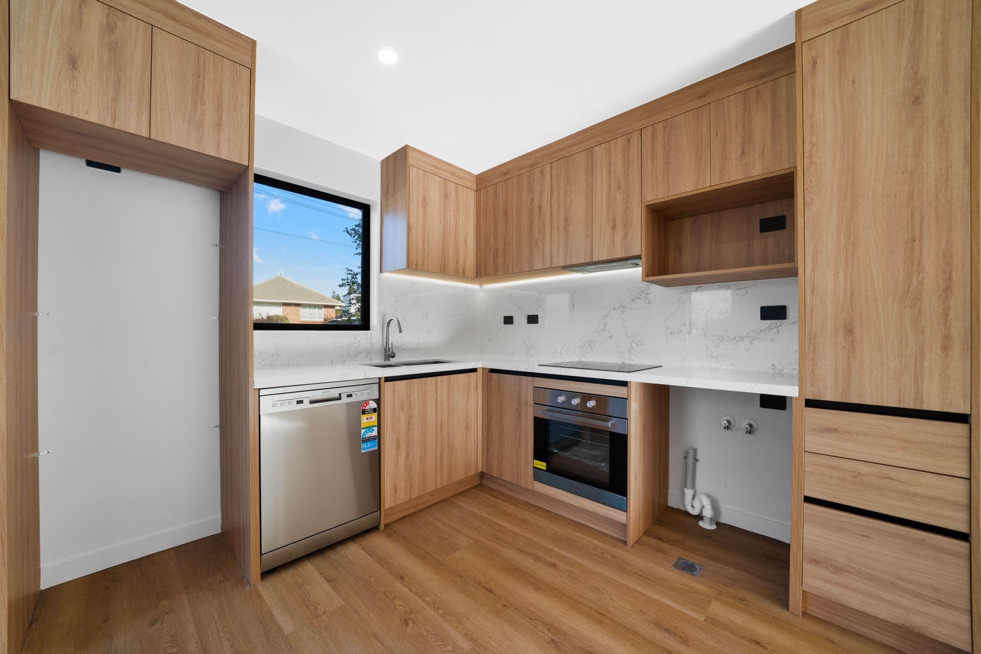 16 Geneva Place 9