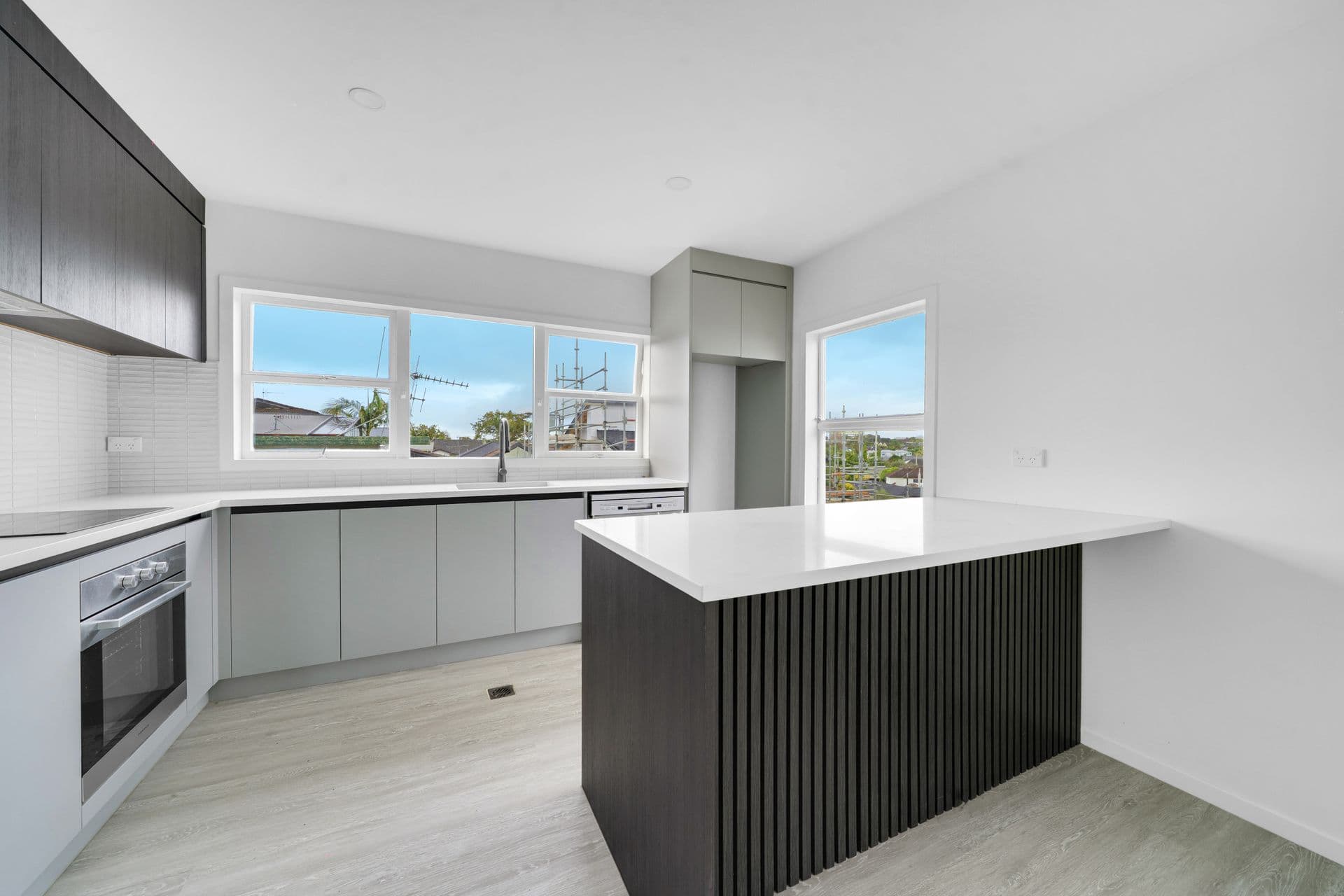 16 Dallinghoe Crescent 4