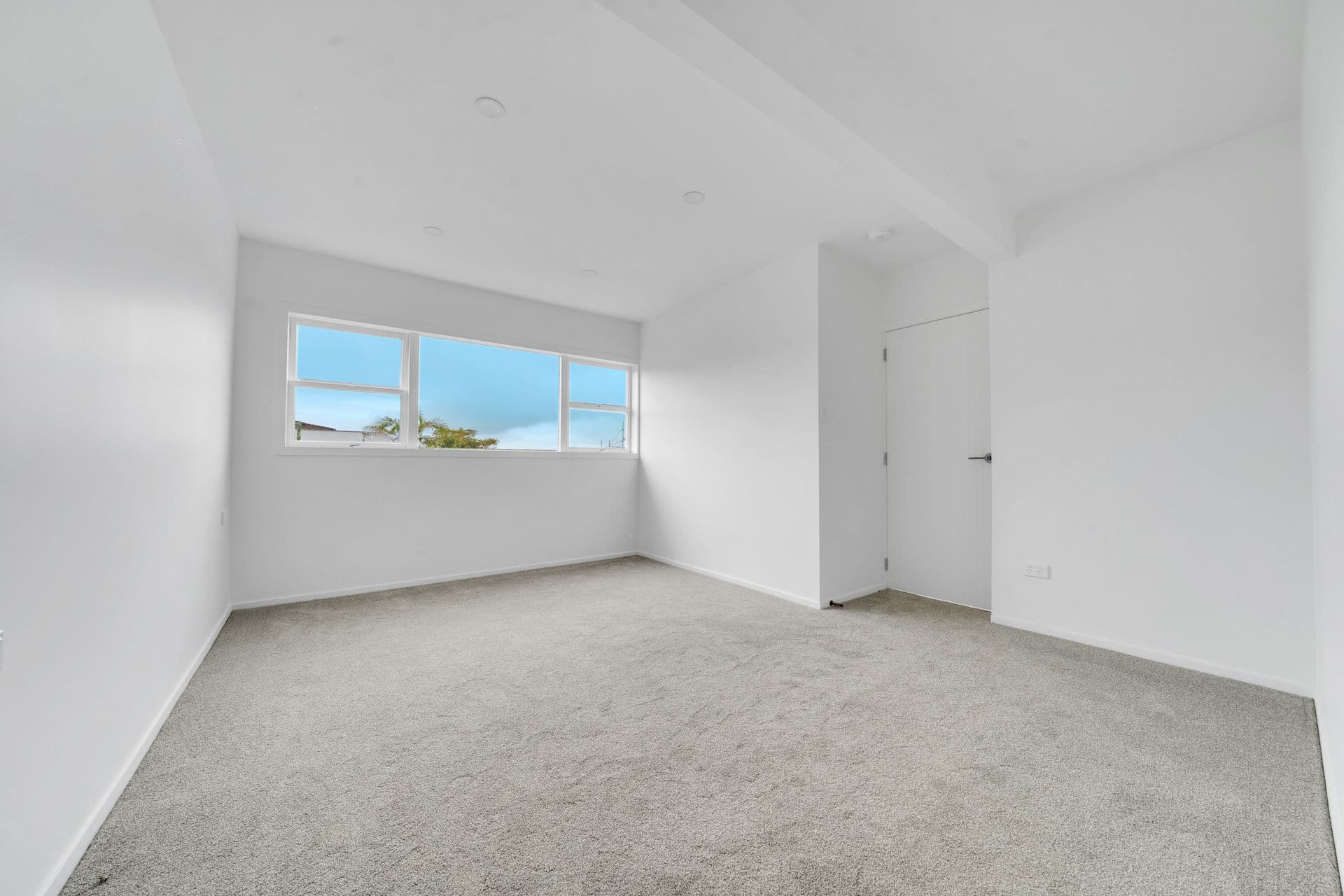 16 Dallinghoe Crescent 5
